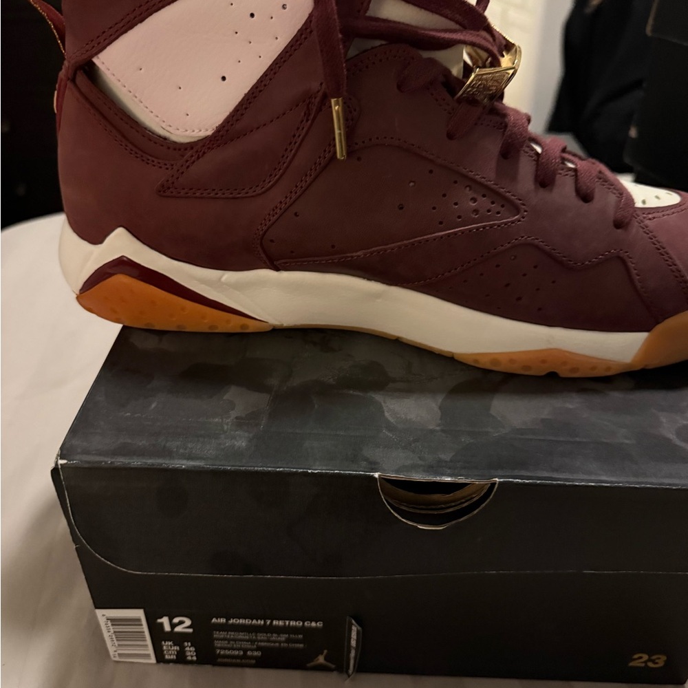 Jordan 7 Retro Burgundy Gold Sneakers